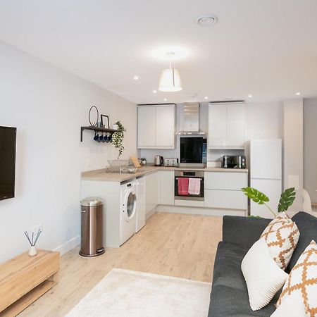 Wesley Gate Apartments - By Hostly Reading Exteriér fotografie