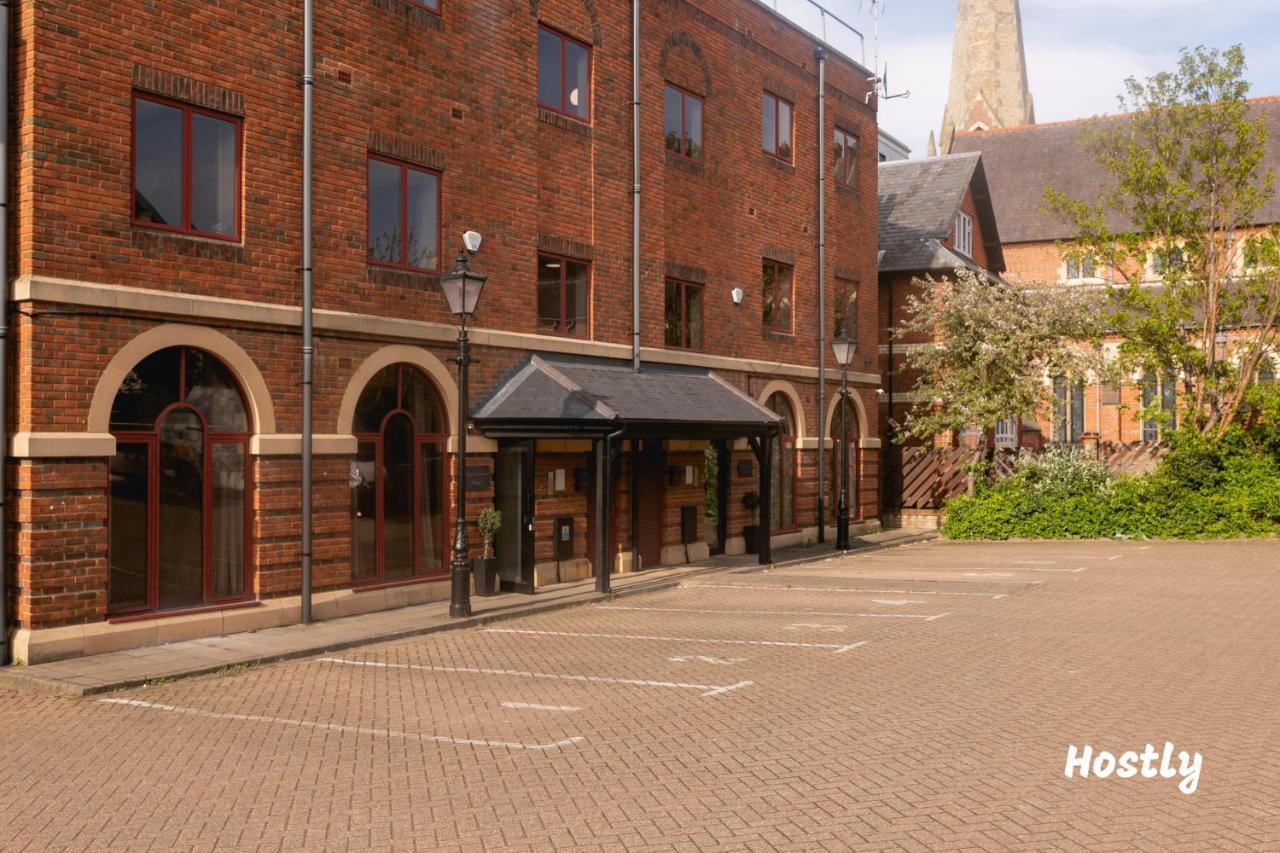 Wesley Gate Apartments - By Hostly Reading Exteriér fotografie