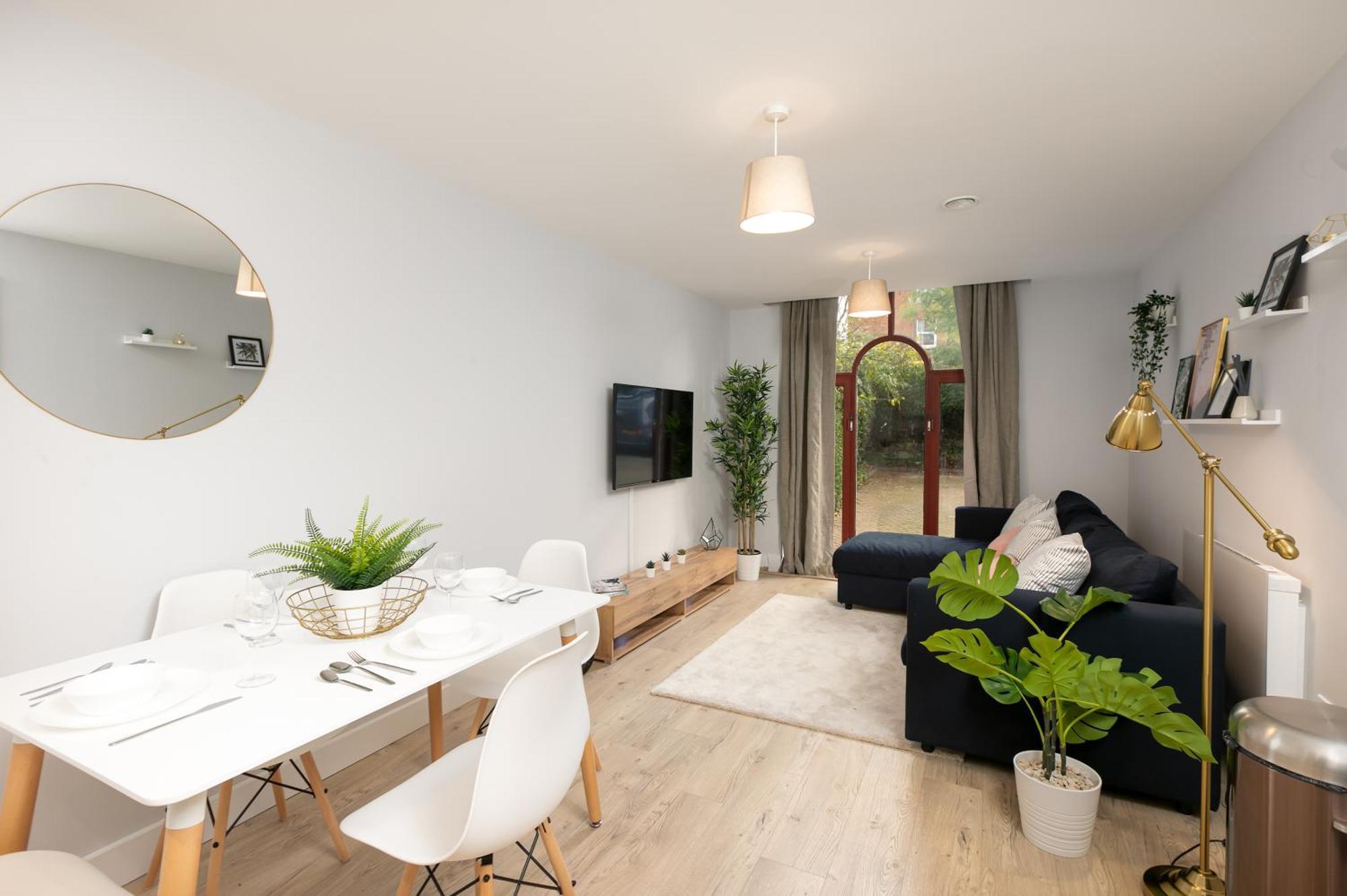 Wesley Gate Apartments - By Hostly Reading Exteriér fotografie