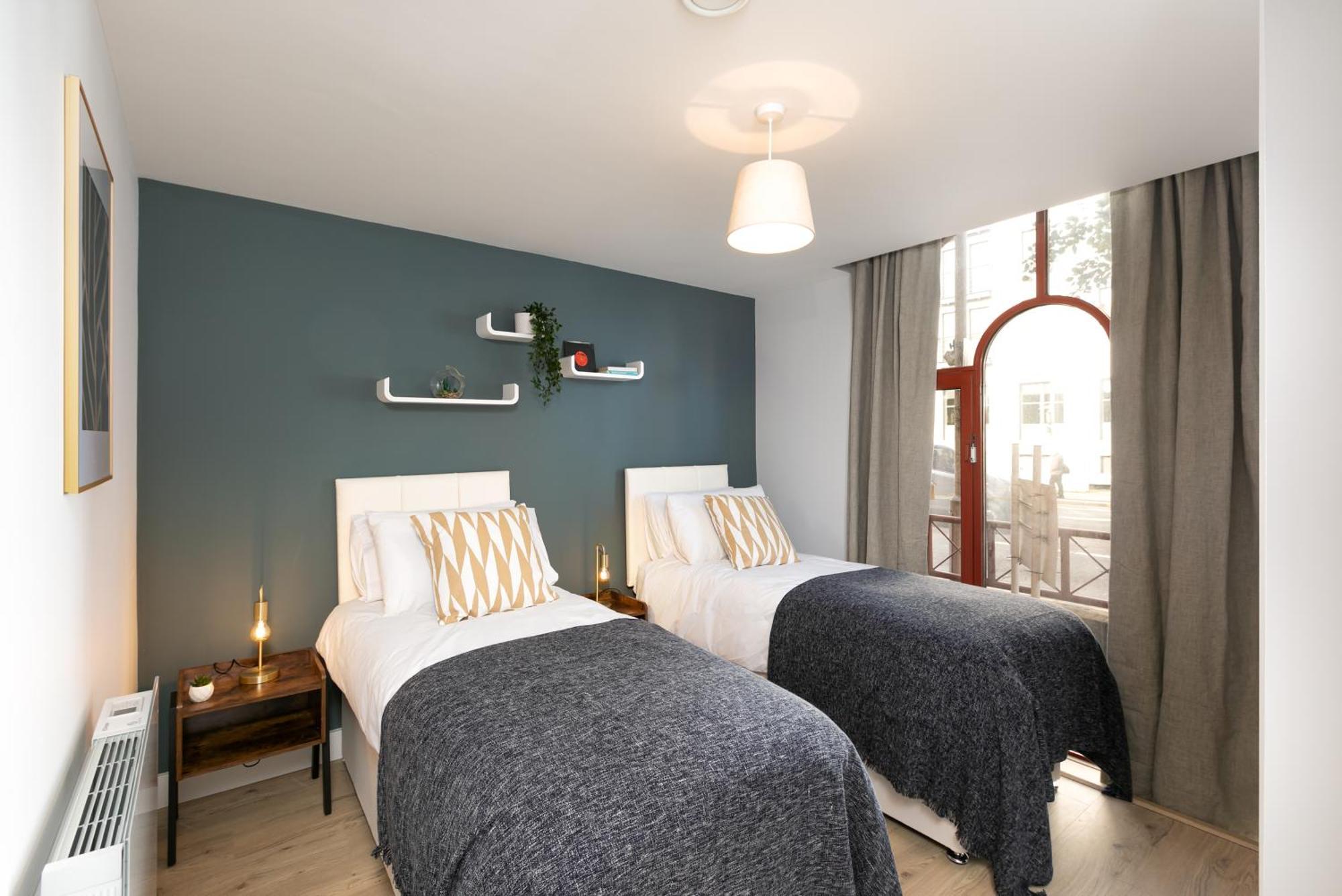 Wesley Gate Apartments - By Hostly Reading Exteriér fotografie