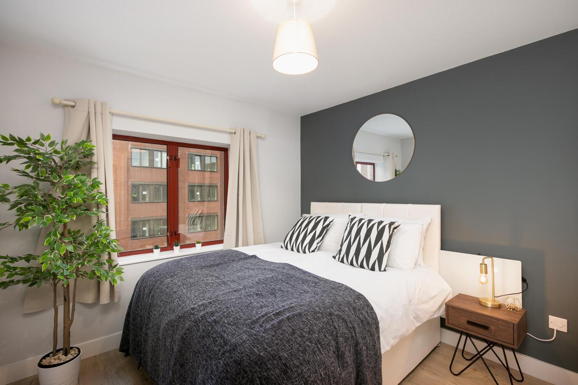 Wesley Gate Apartments - By Hostly Reading Exteriér fotografie